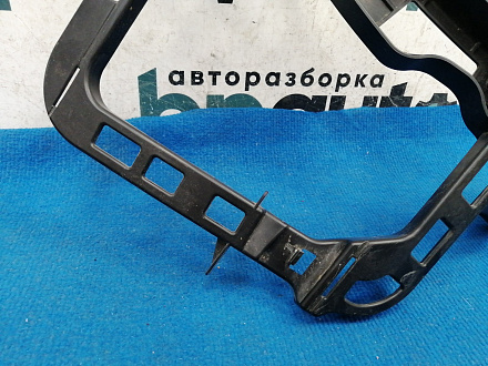 AA036715; Кронштейн заднего бампера правый (3AE807378) для Volkswagen Passat B7 Sedan (2011- 2014)/БУ; Оригинал; Р0, Хорошее; 