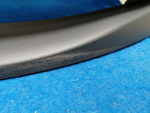 Фотография детали AA032848; Решетка радиатора (8200752748) для Renault Logan I рест. (2009-2015)/БУ; Оригинал; Р1, Мелкий дефект; . Фото номер 9
