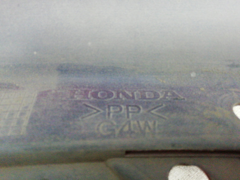 Фотография детали AA007988; Бампер передний, без ПТФ; без паркт.; без омыват. (71101-SAA-9002) для Honda Jazz I (2001-2005)/БУ; Оригинал; Р1, Мелкий дефект; . Фото номер 14