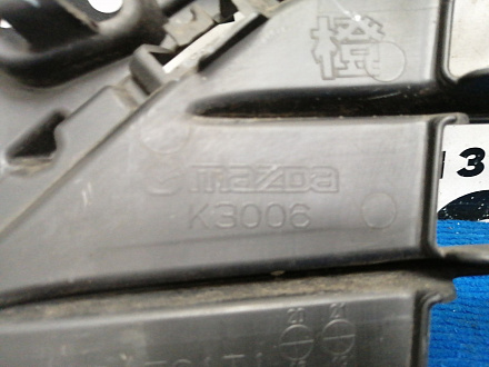 AA043180; Решетка переднего бампера (GHP9-501T1) для Mazda 6 III (GJ) (2012-2015)/БУ; Оригинал; Р1, Мелкий дефект; 
