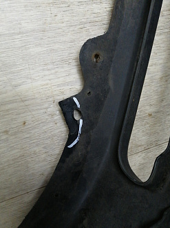 AA045770; Бампер передний; без паркт.; под омыват. (BCW8-50031) для Mazda 3 BL/БУ; Оригинал; Р1, Мелкий дефект; 