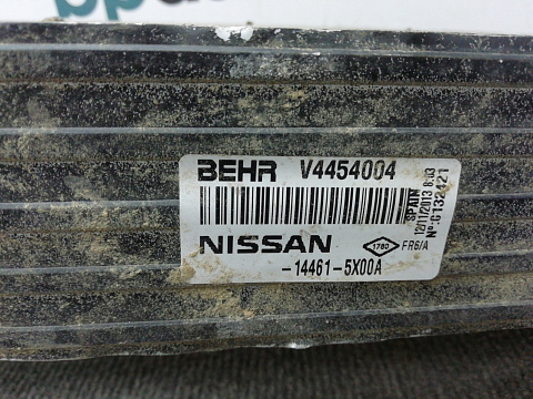 Фотография детали AA006782; Радиатор охлажд. воздуха {Интеркулер}, v2.5 дизель (14461-5X00A) для Nissan/БУ; Оригинал; Р1, Мелкий дефект; . Фото номер 5