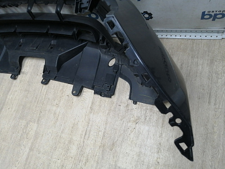 AA046068; Бампер передний; под паркт.; под омыват. (HY32-17F003-AAW) для Land Rover Discovery V L462 (2017 - 2020)/БУ; Оригинал; Р1, Мелкий дефект; 