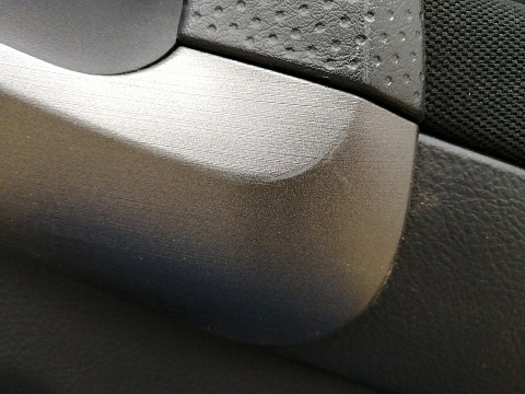 Фотография детали AA038120; Обшивка двери задняя правая LONG (67787-X1B00) для Toyota Rav4/БУ; Оригинал; Р1, Мелкий дефект; . Фото номер 10