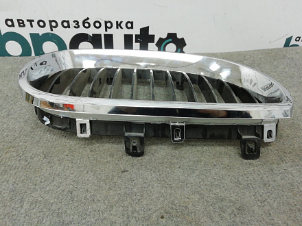 Решетка радиатора правая хром БМВ 5 серия V Sedan Е60 2002-2007, новая с дефектом, фото 4