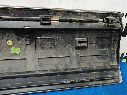 AA024692; Накладка на дверь задняя левая (7P6854949H) для Volkswagen Touareg/БУ; Оригинал; Р1, Мелкий дефект; 