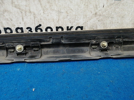 AA032079; Накладка на дверь передняя правая, молдинг (75071-50050) для Lexus LS/БУ; Оригинал; Р1, Мелкий дефект; 