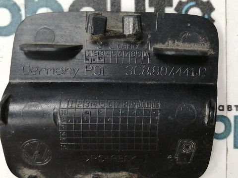 Фотография детали AA026261; Заглушка букс. крюка  заднего бампера (3C8807441A) для Volkswagen Passat CC рест. (2012-2017)/БУ; Оригинал; Р0, Хорошее; . Фото номер 3