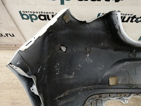 Фотография детали AA037245; Бампер задний, под хром молдинг; без паркт. (13368066) для Opel Astra J рест. HB 5D (2012 - 2015)/БУ; Оригинал; Р1, Мелкий дефект; . Фото номер 20