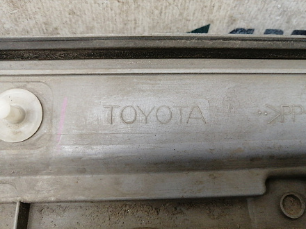 AA035605; Молдинг двери пердний правый (75071-60130) для Toyota Land Cruiser 200 рест. (2012 — 2015)/БУ; Оригинал; Р1, Мелкий дефект; 