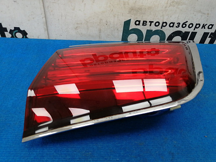 AA015136; Фонарь в крышку багажника правый (81580-60210) для Lexus LX570, LX450D (2008 — 2011)/БУ; Оригинал; Р2, Удовлетворительное; 