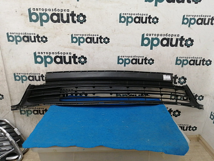AA034664; Решетка переднего бампера нижняя (53113-42080) для Toyota Rav4 40 рест. (2015 — 2019)/БУ; Оригинал; Р2, Удовлетворительное; 