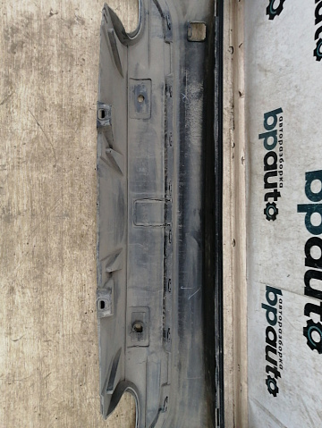 Фотография детали AA030202; Бампер задний; под паркт. (30678710) для Volvo XC70 II рест. (2013-2016)/БУ; Оригинал; Р1, Мелкий дефект; . Фото номер 25