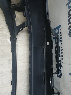 AA045977; Бампер передний; без паркт.; под омыват. (5K0807221) для Volkswagen Golf/БУ; Оригинал; Р1, Мелкий дефект; 