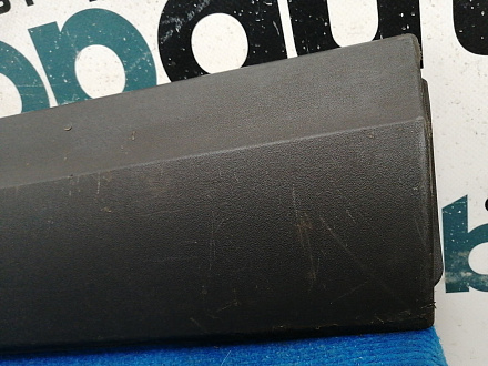Накладка задней правой двери, без хром молдинга, матовая Ауди Q5 I 2008-2012, б/у, фото 2