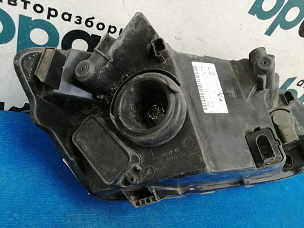 AA042401; Фара галоген левая (6RU941015) для Volkswagen Polo V Sedan (2010-2014)/БУ; Оригинал; Р1, Мелкий дефект; 