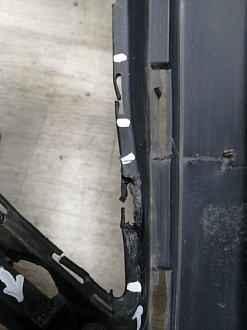 AA045518; Бампер передний; под паркт.; под омыват. (4L0 807 437 H) для Audi Q7 I рест. (2010-2015)/БУ; Оригинал; Р1, Мелкий дефект; 