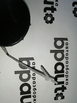 AA045025; Заглушка букс. крюка заднего бампера (13238745) для Opel Insignia/БУ; Оригинал; Р1, Мелкий дефект;