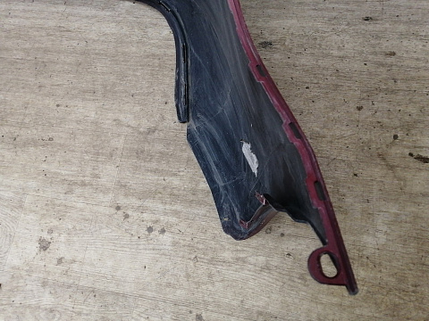 Фотография детали AA032725; Бампер задний; под паркт. (60U 807 421) для Skoda Rapid/БУ; Оригинал; Р1, Мелкий дефект; . Фото номер 5