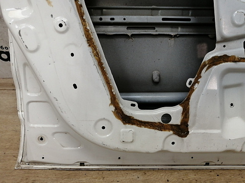 Фотография детали AA043416; Дверь передняя левая (H0101-BM9MA) для Nissan Qashqai/БУ; Оригинал; Р2, Удовлетворительное; . Фото номер 20