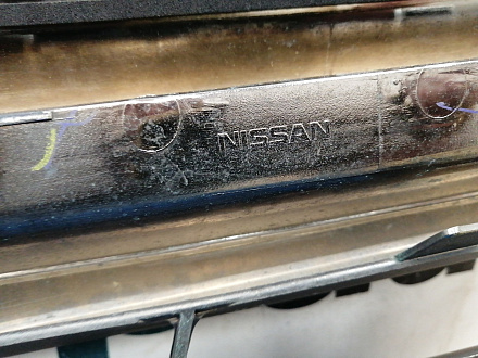 AA037756; Решетка радиатора (62310-JN00A) для Nissan Teana 32/БУ; Оригинал; Р1, Мелкий дефект; 