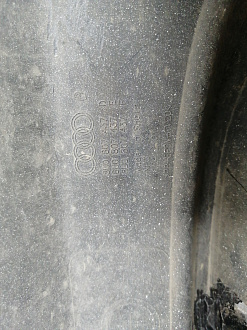 AA045811; Бампер передний,  S-line; без паркт.; под омыват. (8U0 807 437 D) для Audi Q3 I (2011-2014)/БУ; Оригинал; Р1, Мелкий дефект; 