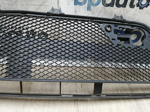 Фотография детали AA046139; Решетка переднего бампера, AMG; под паркт. (A1668855022) для Mercedes-Benz GL-klasse II (X166) (2012-2016)/БУ; Оригинал; Р1, Мелкий дефект; . Фото номер 3
