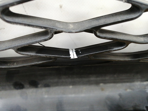 Фотография детали AA029078; Бампер передний нижняя часть (52129-F4010) для Toyota C-HR (2016- 2019)/БУ; Оригинал; Р1, Мелкий дефект; . Фото номер 18