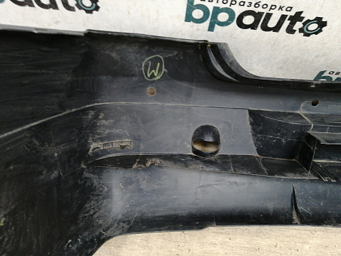 Фотография детали AA033291; Бампер задний; под паркт. (8200576893) для Renault Logan I (2004-2009)/БУ; Оригинал; Р1, Мелкий дефект; . Фото номер 25