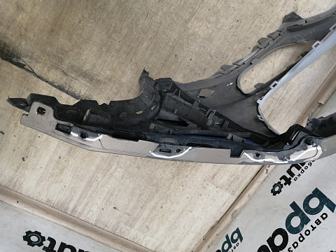 Фотография детали AA001089; Бампер передний; под паркт.; под омыват. (7P5 807 221 D) для Porsche Cayenne II рест. (958) (2014-2018)/БУ; Оригинал; Р1, Мелкий дефект; . Фото номер 7