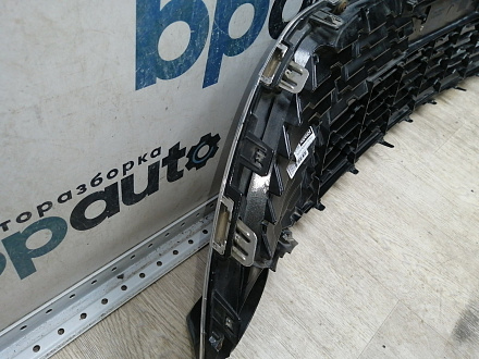 AA045454; Решетка переднего бампера (53112-06820) для Toyota Camry 55 рест.2 (2017 — 2018)/БУ; Оригинал; Р1, Мелкий дефект; 