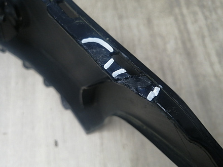 AA045978; Бампер передний; без паркт.; под омыват. (5K0807221) для Volkswagen Golf/БУ; Оригинал; Р1, Мелкий дефект; 