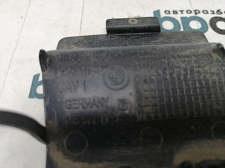 AA028580; Заглушка буксир. крюка заднего бампера (51127184784) для BMW 5 серия VI Sedan (F10) (2009-2013)/БУ; Оригинал; Р1, Мелкий дефект; 