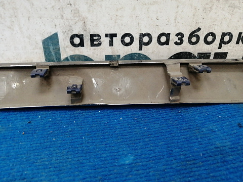 Фотография детали AA043997; Молдинг на решетку радиатора нижний (53122-78010) для Lexus NX рест. (2017-2021)/БУ; Оригинал; Р1, Мелкий дефект; . Фото номер 11