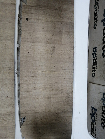 Фотография детали AA046124; Бампер передний; под паркт.; без омыват. (BS71-17757-A) для Ford Mondeo/БУ; Оригинал; Р1, Мелкий дефект; . Фото номер 5