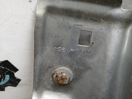 AA045360; Крыло переднее левое (F3101-JD0M0) для Nissan Qashqai/БУ; Оригинал; Р1, Мелкий дефект; 