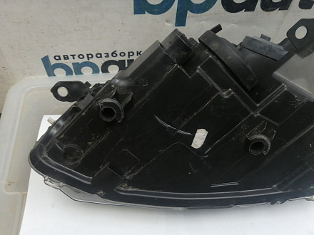 AA046037; Фара галоген правая (5K1941006P) для Volkswagen Golf/БУ; Оригинал; Р1, Мелкий дефект; 