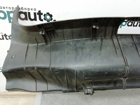 Фотография детали AA003571; Накладка задней панели внутренняя, пластик (BBP26889X) для Mazda 3 BL/БУ; Оригинал; Р0, Хорошее; . Фото номер 6