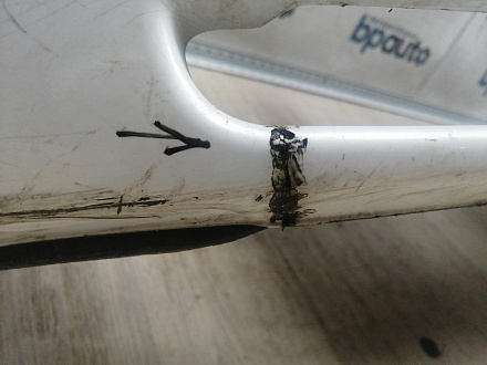 AA045772; Бампер передний; без паркт.; под омыват. (BCW8-50031) для Mazda 3 BL/БУ; Оригинал; Р1, Мелкий дефект; 