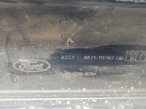 Фотография детали AA026539; Бампер задний центральная часть; под паркт. (BK21-17E962-A) для Ford Tourneo Custom/БУ; Оригинал; Р1, Мелкий дефект; . Фото номер 10