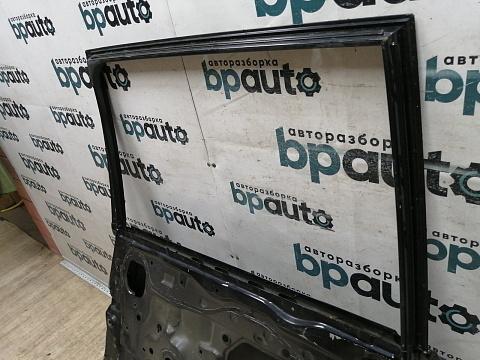 Фотография детали AA044377; Дверь задняя правая (67003-60430) для Toyota Land Cruiser 200 рест. (2012 — 2015)/БУ; Оригинал; Р2, Удовлетворительное; . Фото номер 22