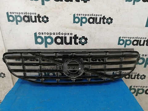 Фотография детали AA032278; Решетка радиатора (31333832) для Volvo XC60 I рест. (2013-2017)/БУ; Оригинал; Р2, Удовлетворительное; . Фото номер 10