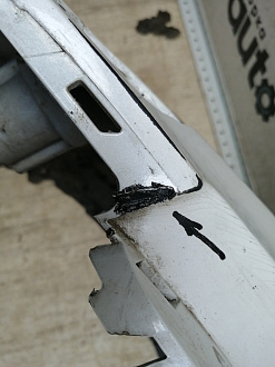 AA045560; Бампер передний; под паркт.; под омыват. (95122388) для Opel Mokka (2012 - 2015)/БУ; Оригинал; Р1, Мелкий дефект; 