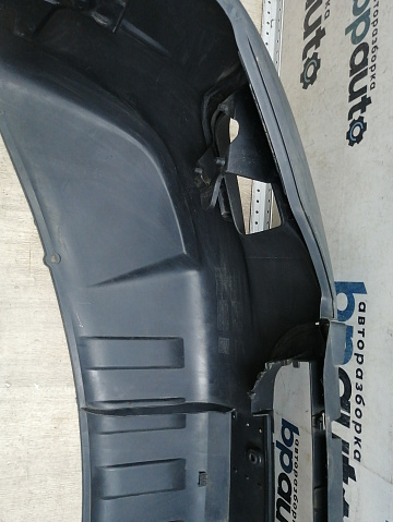 Фотография детали AA045734; Бампер передний; без паркт.; без омыват. (2E0807103) для Volkswagen Crafter (2006-2016)/БУ; Оригинал; Р1, Мелкий дефект; . Фото номер 20