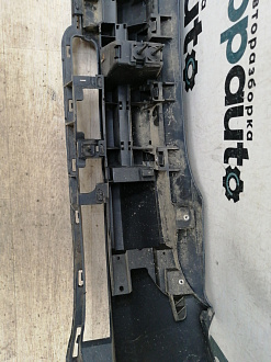 AA000571; Бампер задний верхняя часть; без паркт. (4L0 807 511 G) для Audi Q7/БУ; Оригинал; Р1, Мелкий дефект; 