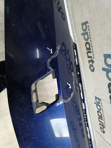 Фотография детали AA045040; Бампер передний; под паркт.; под омыват. (3G0807221A) для Volkswagen Passat/БУ; Оригинал; Р1, Мелкий дефект; . Фото номер 4