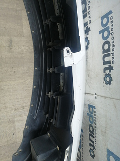 AA045993; Бампер передний; без паркт.; под омыват. (62022-EM00H) для Nissan Tiida/БУ; Оригинал; Р1, Мелкий дефект; 