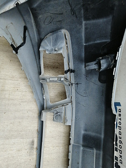 AA045692; Бампер передний; без паркт.; под омыват. (1T0 807 221 M) для Volkswagen Touran II (2010-2015)/БУ; Оригинал; Р1, Мелкий дефект; 