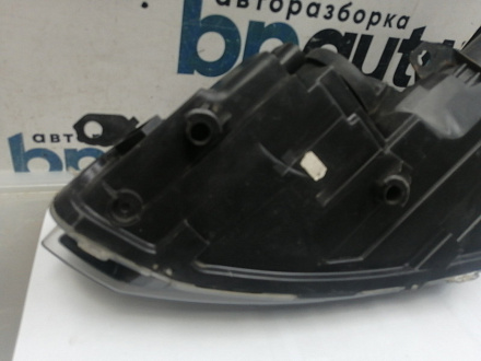 AA046036; Фара галоген правая (5K1941006P) для Volkswagen Golf/БУ; Оригинал; Р1, Мелкий дефект; 