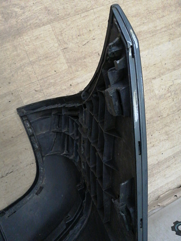 Фотография детали AA044095; Бампер задний; без паркт. (7L6807421) для Volkswagen Touareg/БУ; Оригинал; Р2, Удовлетворительное; . Фото номер 19